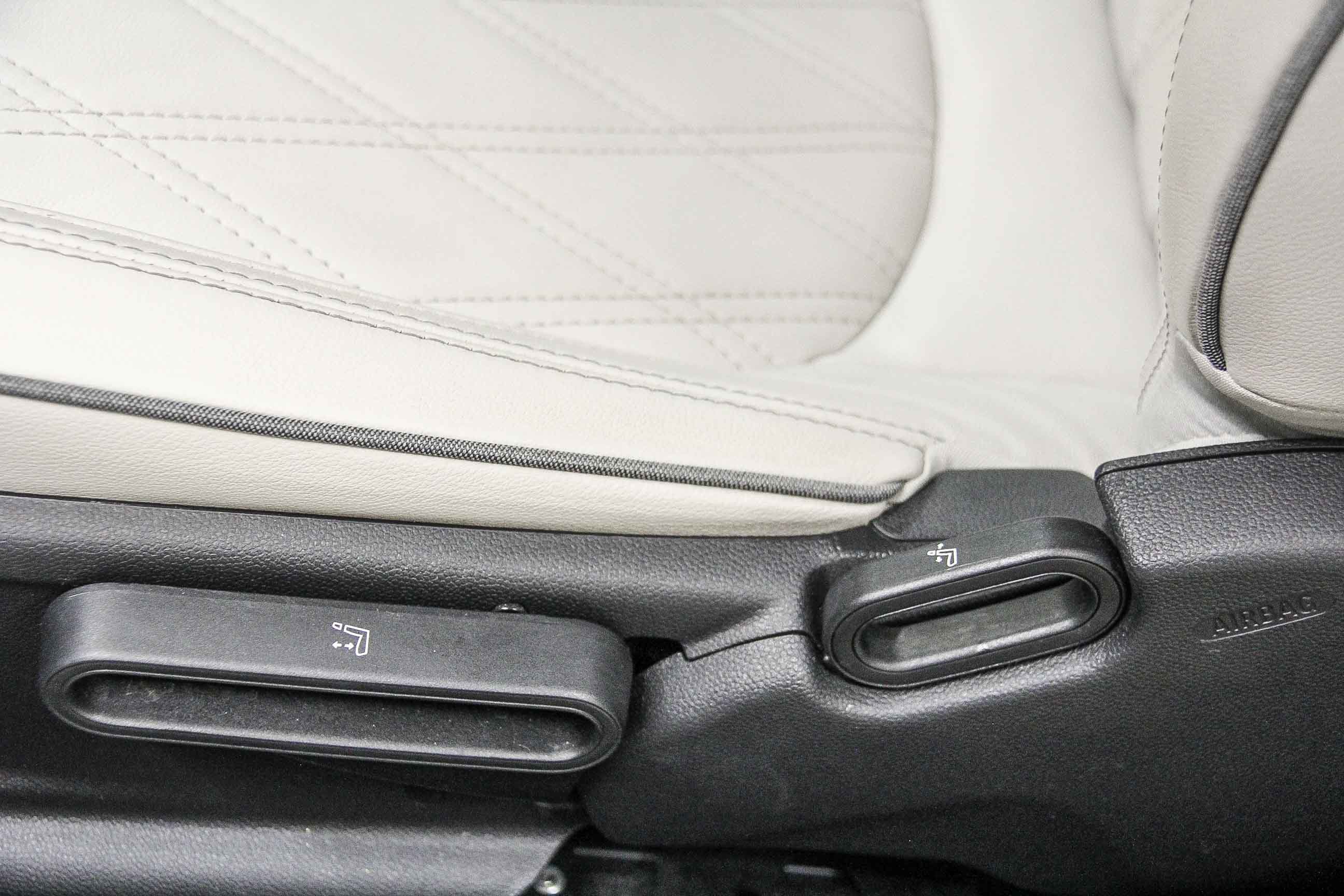 Used 2023 MINI Cooper S FWD image 21