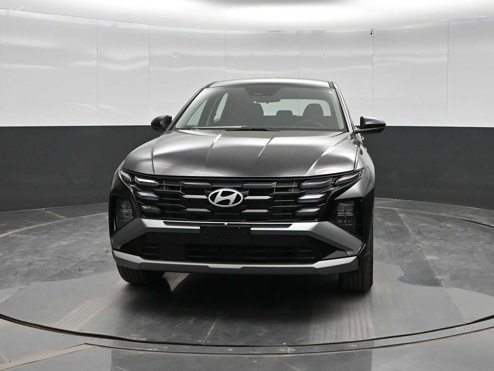 New 2026 Hyundai Venue SEL FWD image 3