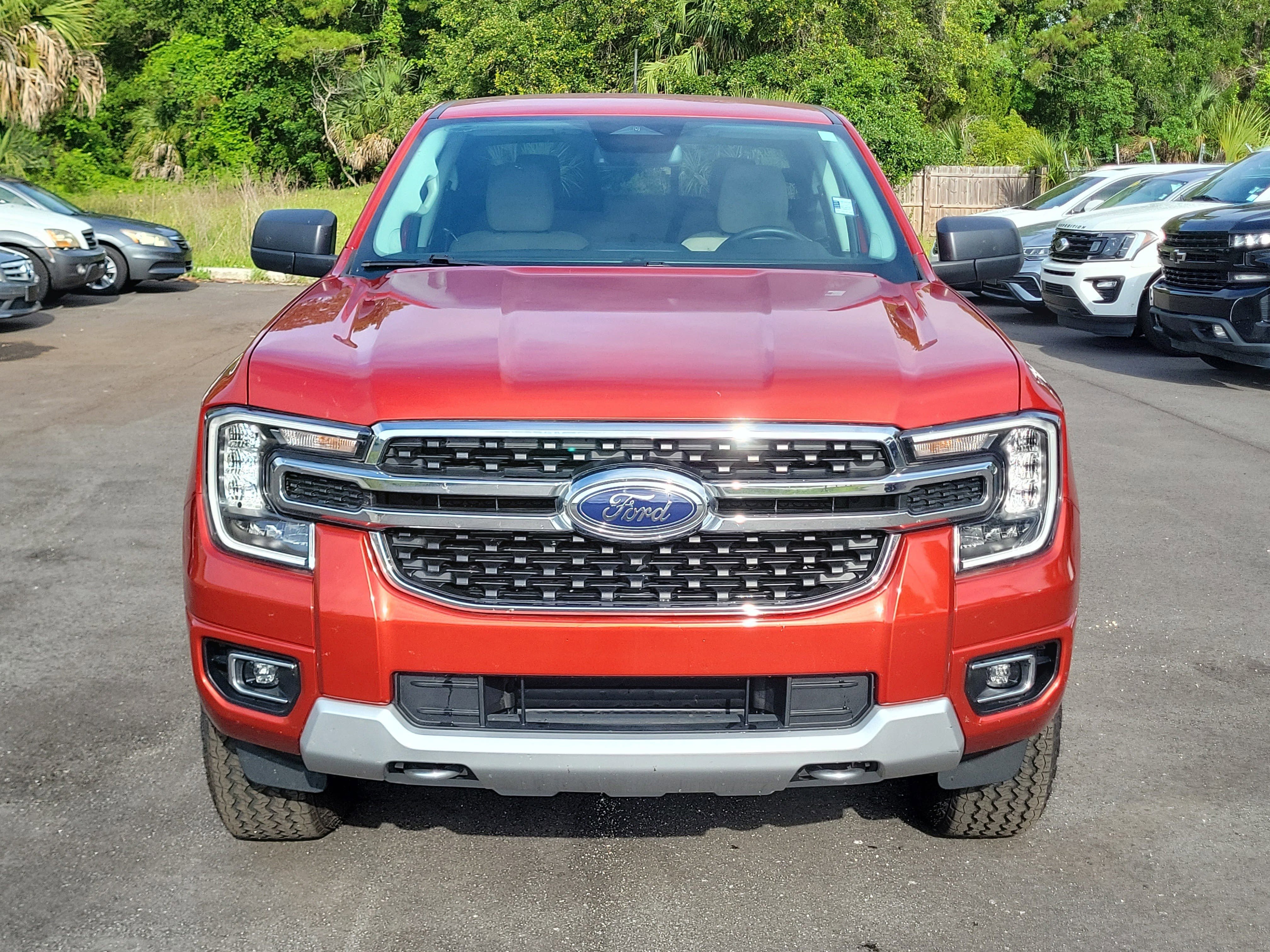 Used 2024 Ford Ranger XLT w/ FX4 Off-Road Package AWD/4WD image 2