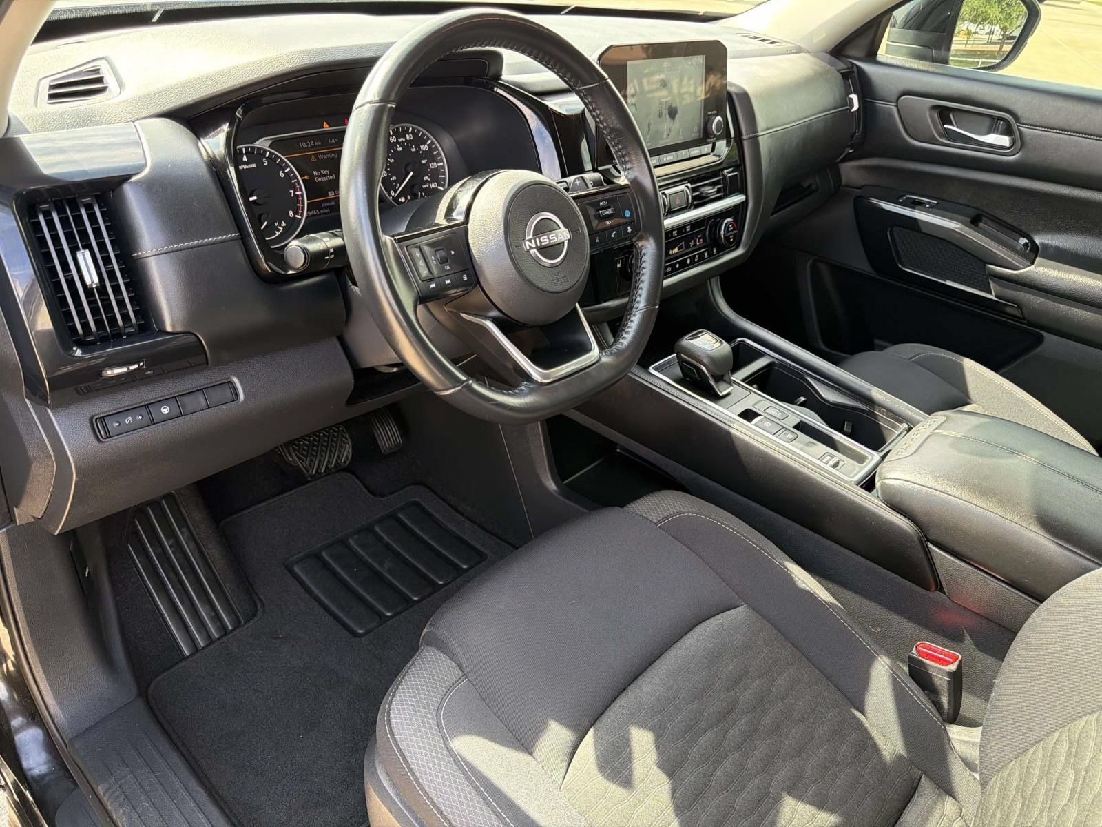 Used 2022 Nissan Pathfinder SV w/ SV Black Package FWD image 24