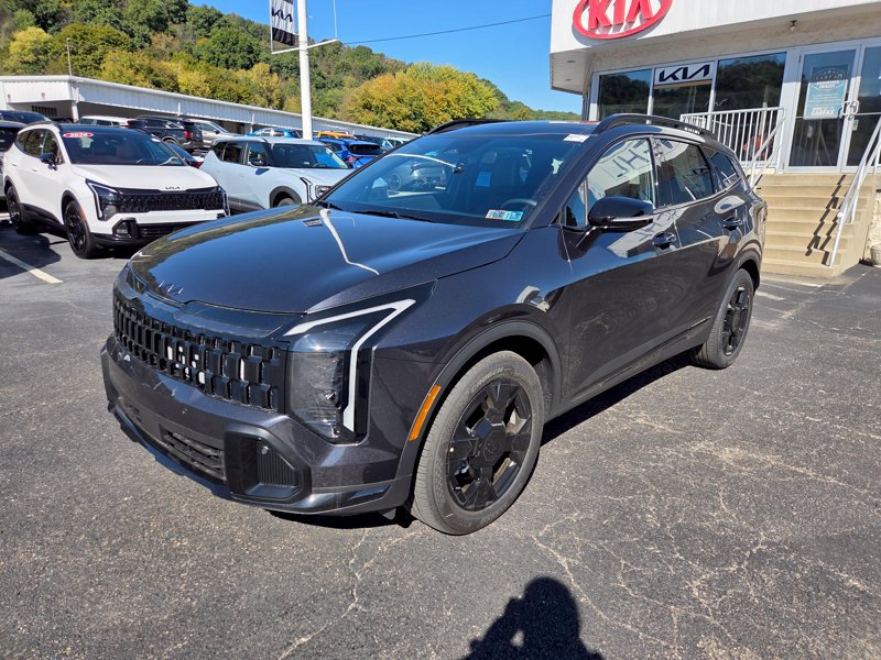 New 2026 Kia Sportage X-Line w/ X-Line Premium Package AWD/4WD image 3