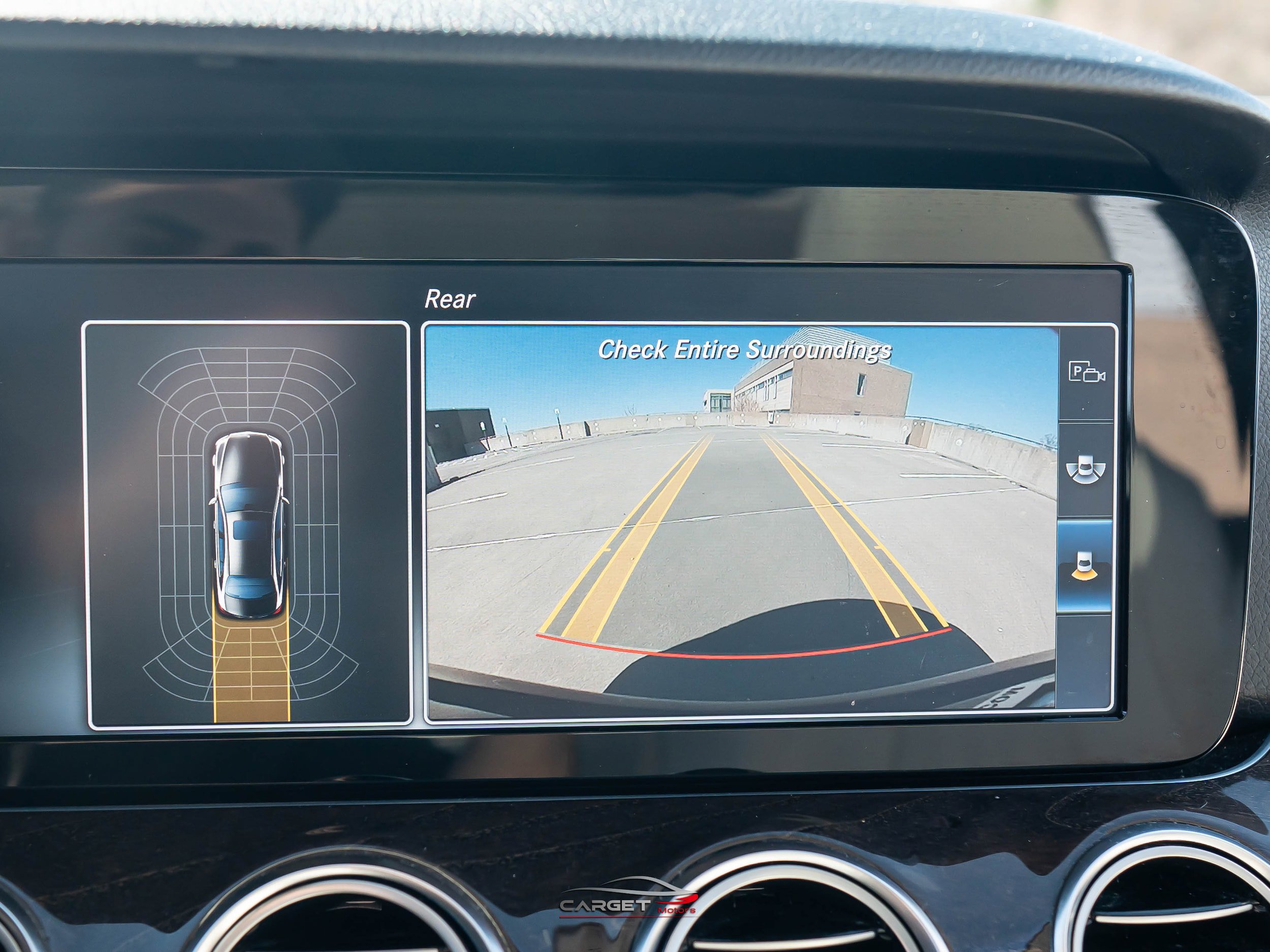 Used 2017 Mercedes-Benz E 300 image 29