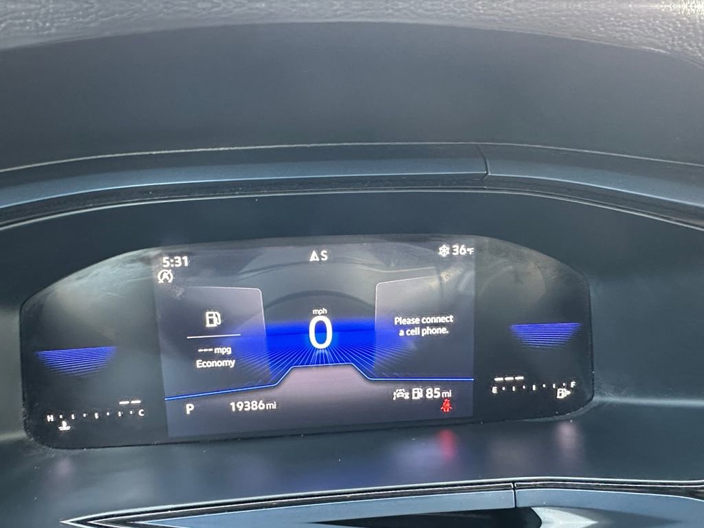 Used 2024 Volkswagen Taos SE image 13