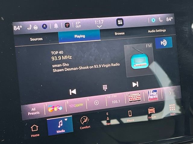 Used 2023 Jeep Wagoneer L Series III w/ Preferred Equipment Group image 13