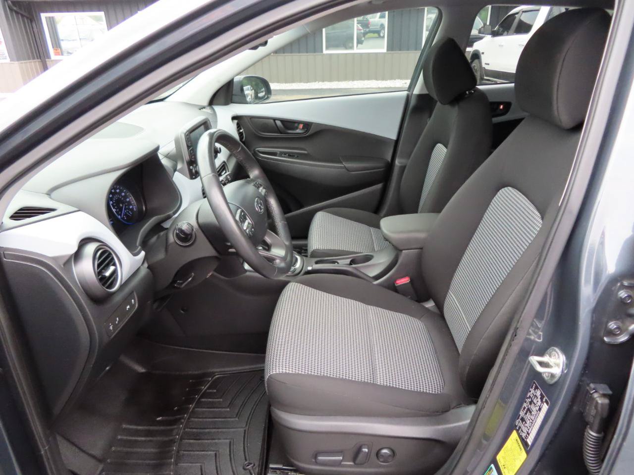Used 2019 Hyundai Kona SEL w/ SEL Tech Package 02 FWD image 23