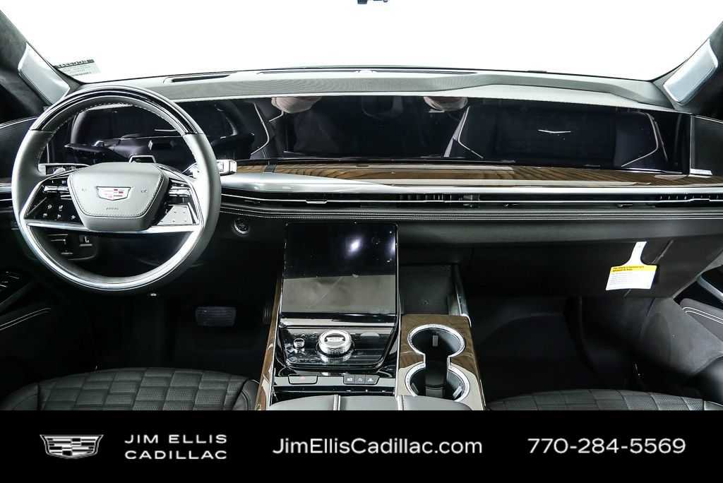 Certified 2026 Cadillac Escalade Platinum Sport w/ LPO, ONYX Package AWD/4WD image 21