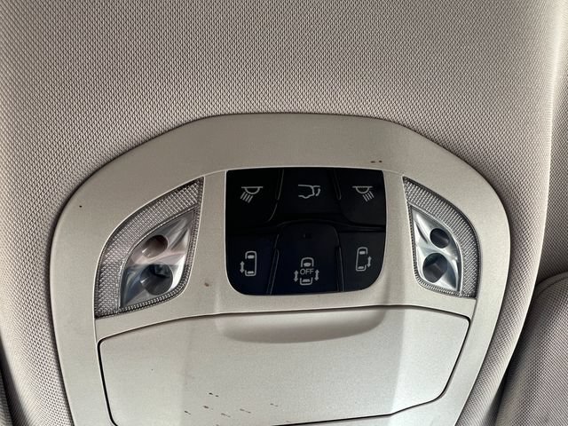 Used 2024 Chrysler Pacifica Touring-L AWD/4WD image 32