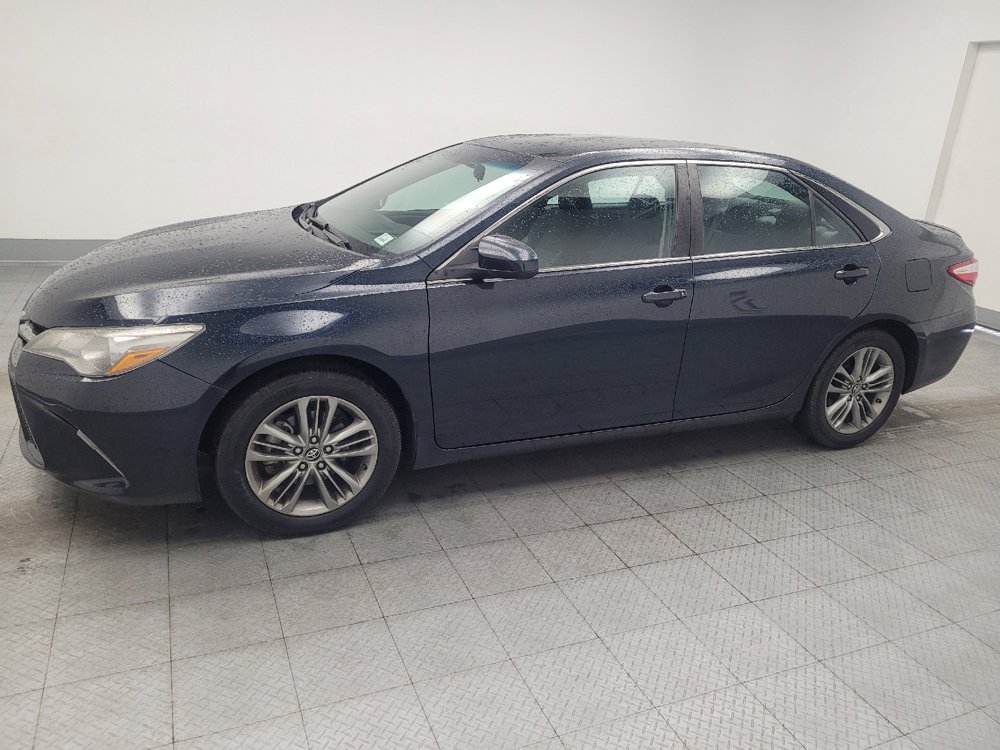 Used 2016 Toyota Camry SE FWD image 2