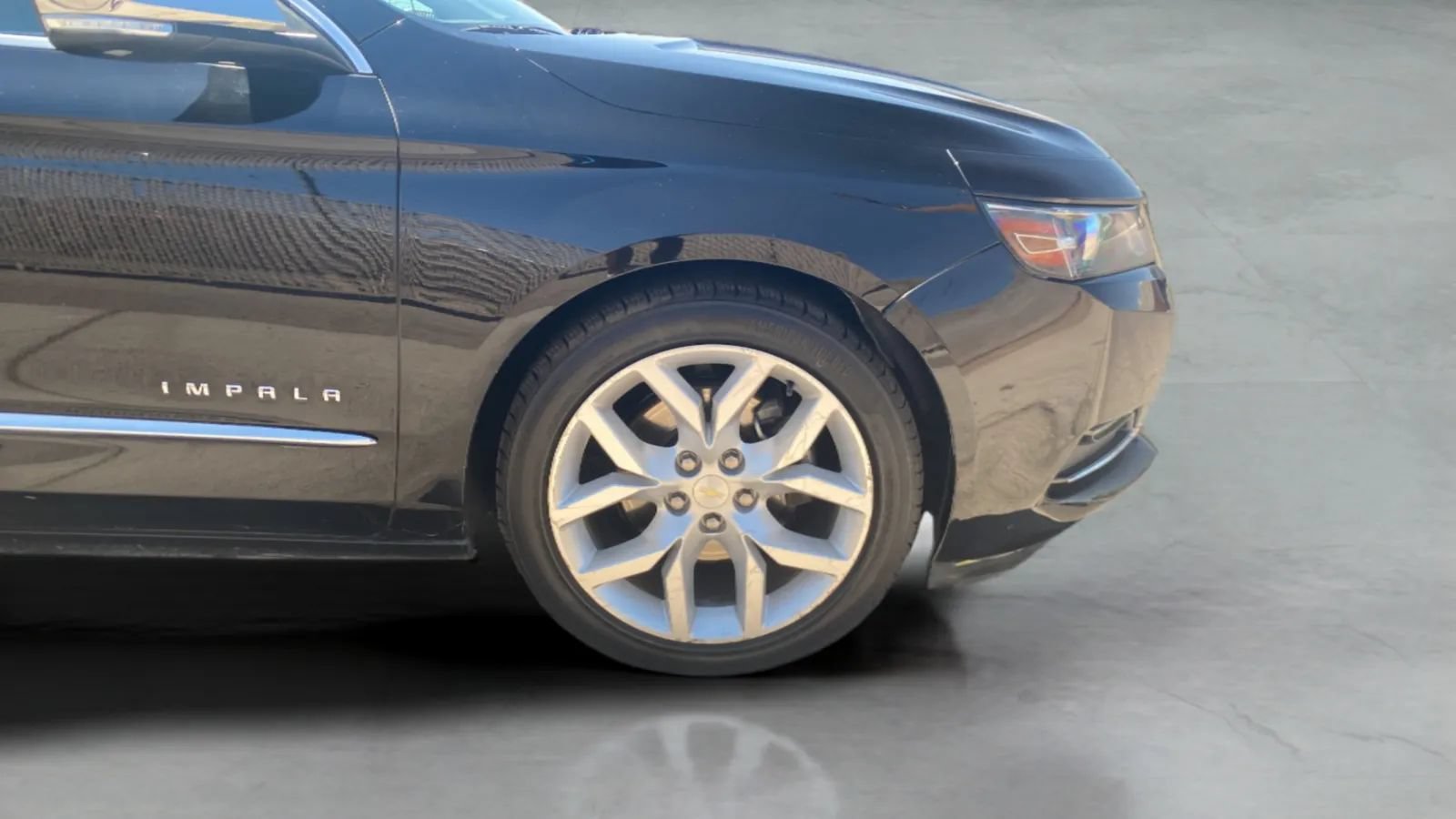 Used 2019 Chevrolet Impala Premier FWD image 24