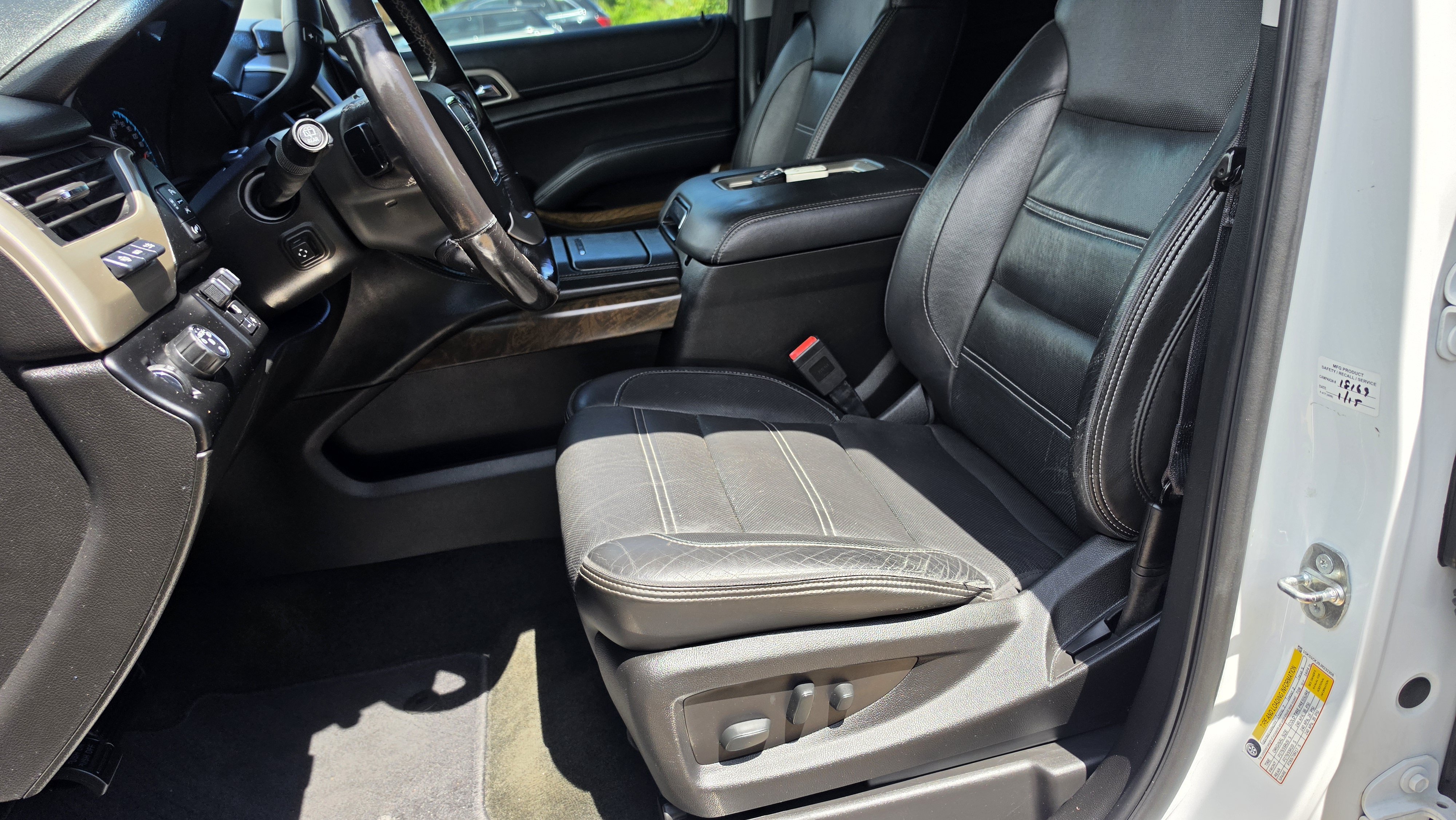 Used 2018 GMC Yukon Denali RWD image 26