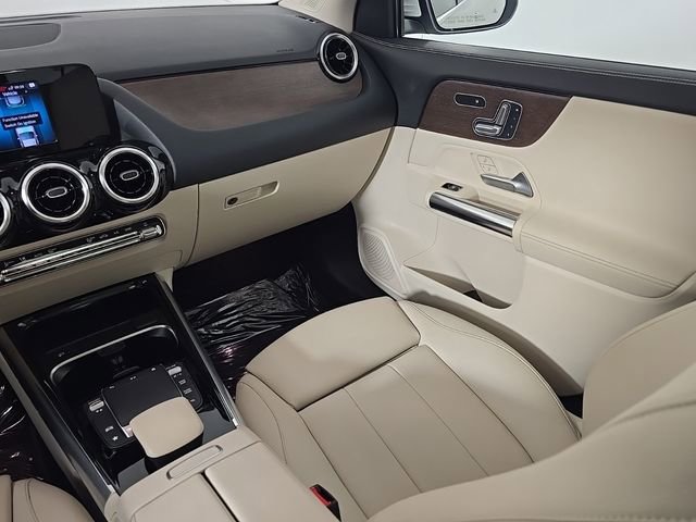 Certified 2021 Mercedes-Benz GLA 250 4MATIC image 23