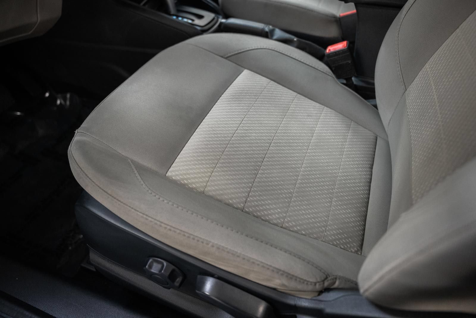Certified 2021 Ford EcoSport S FWD image 26