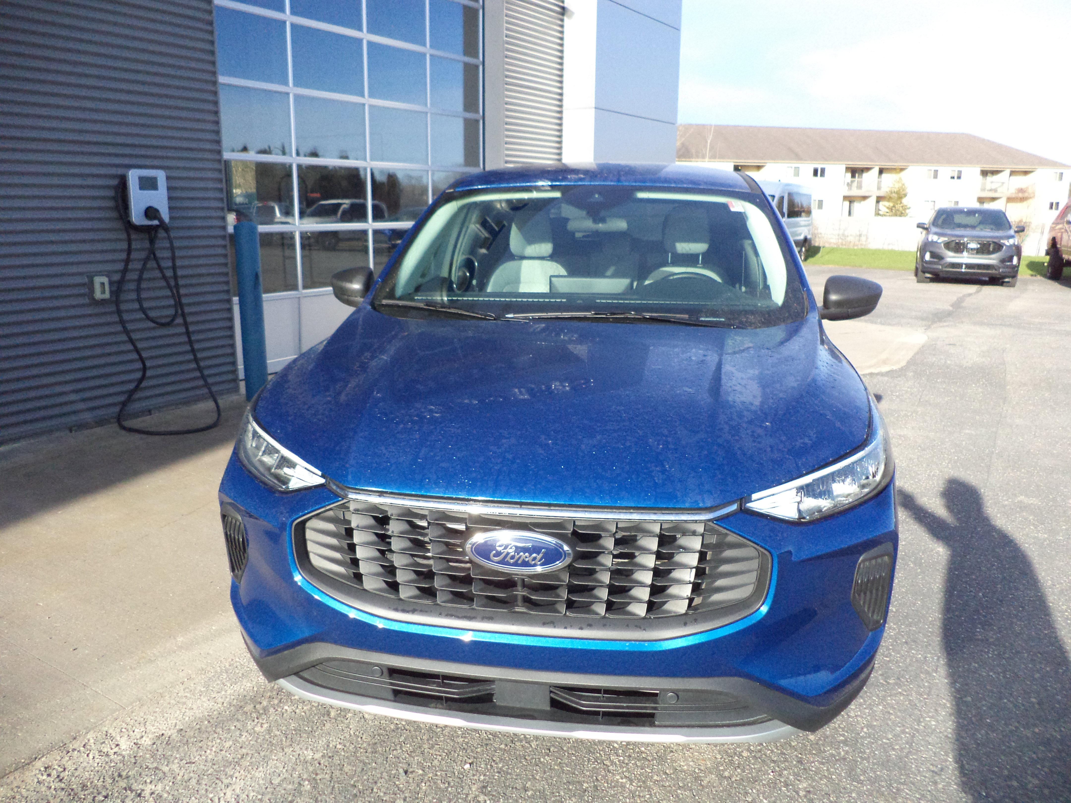 Used 2023 Ford Escape Active w/ Tech Pack #1 AWD/4WD image 10