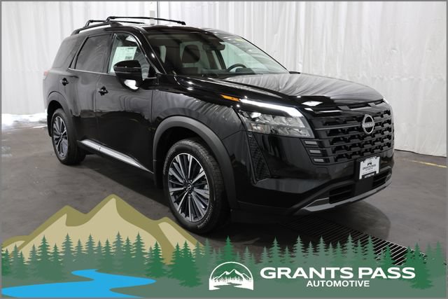 New 2026 Nissan Pathfinder Platinum w/ Cargo Package AWD/4WD image 1