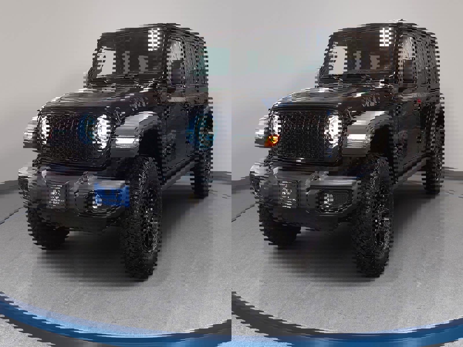 Used 2025 Jeep Wrangler Willys image 1