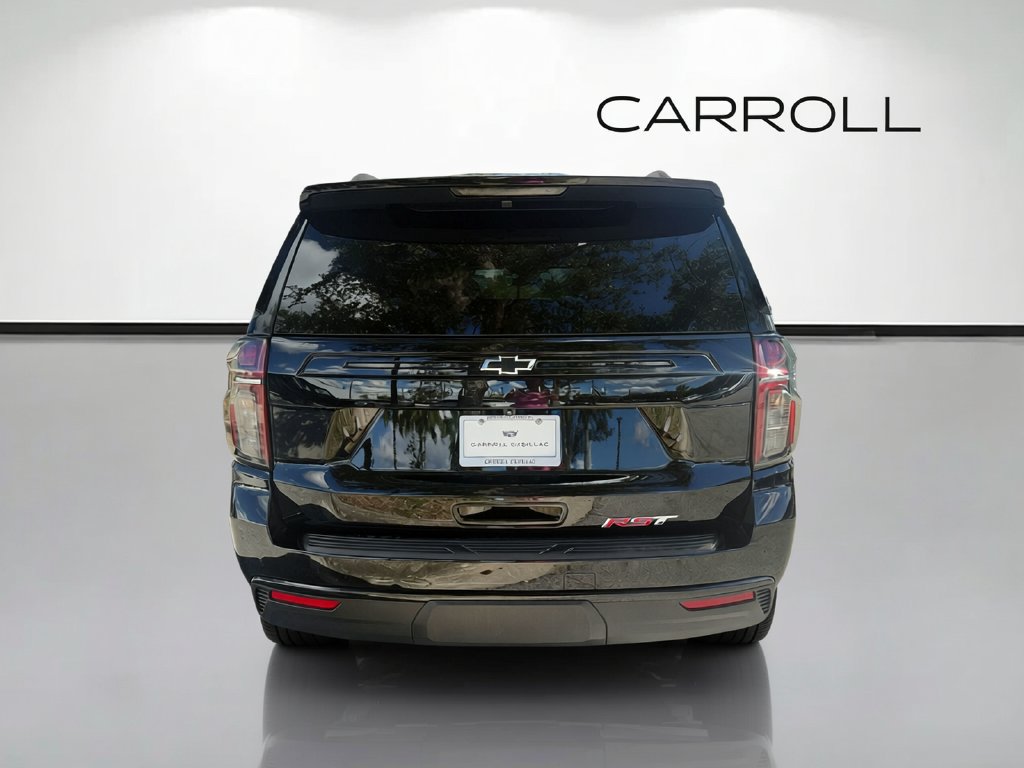 Used 2024 Chevrolet Suburban RST w/ Luxury Package RWD image 4