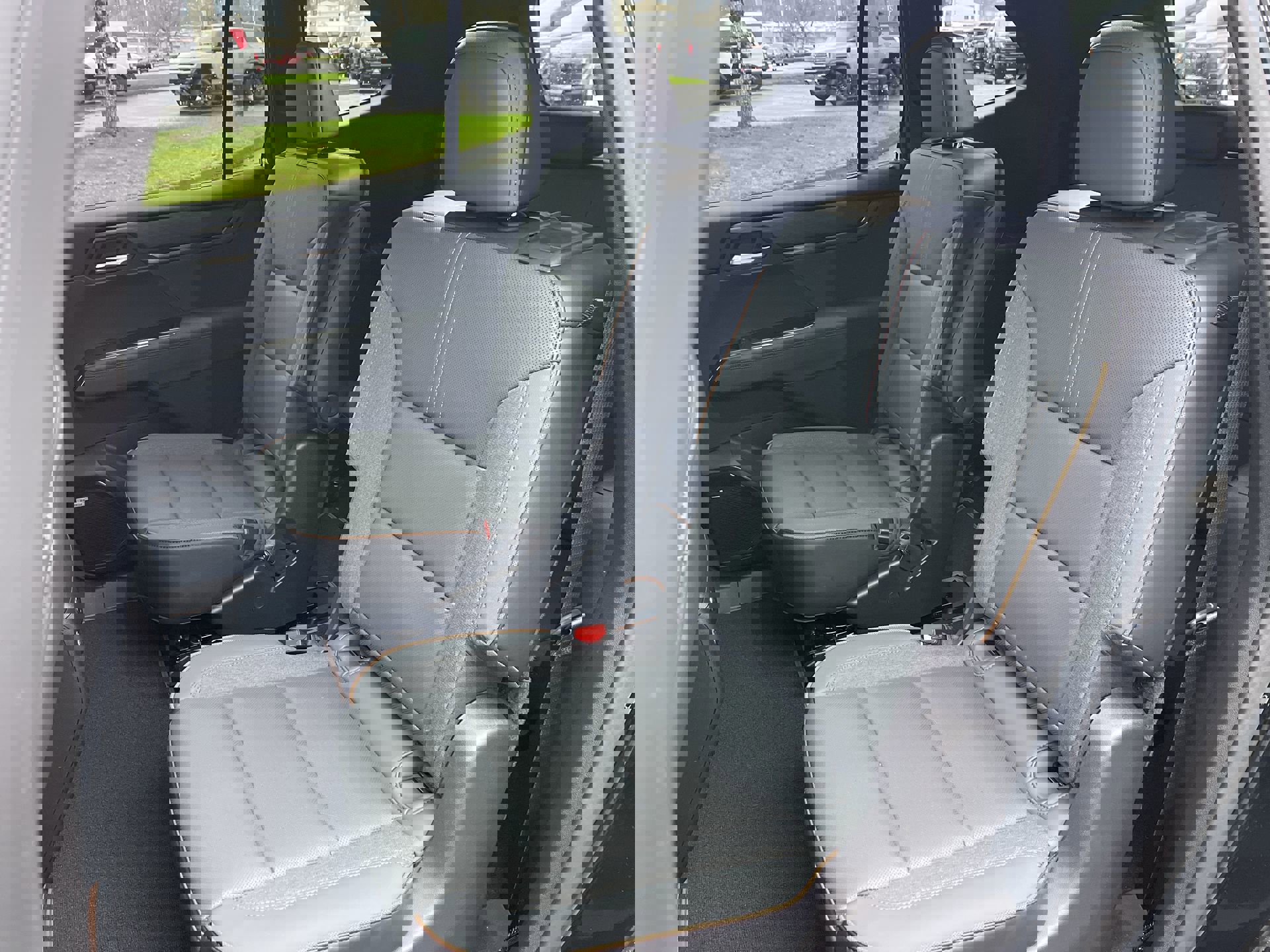 New 2026 GMC Acadia AT4 w/ Super Cruise Package image 59