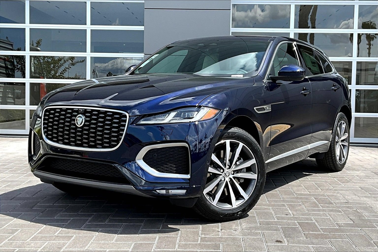 New 2026 Jaguar F-PACE R-Dynamic S