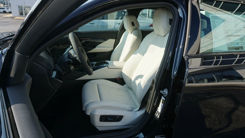 New 2027 BMW 530i xDrive w/ M Sport Package AWD/4WD image 10