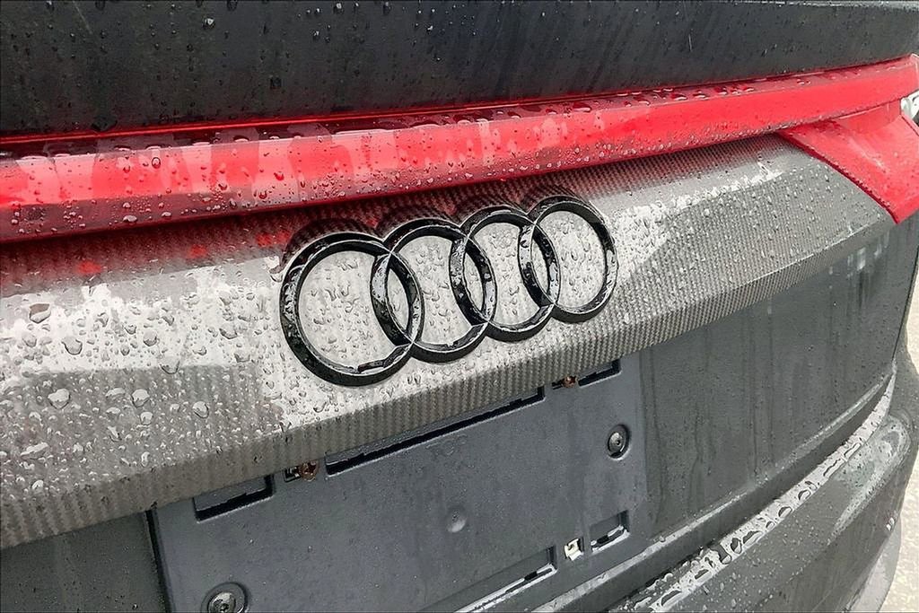 Certified 2023 Audi RS Q8 image 33