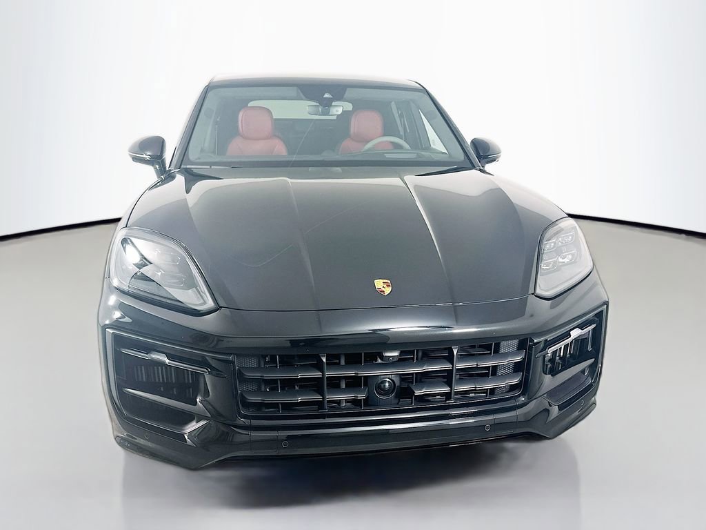 Certified 2025 Porsche Cayenne GTS image 6