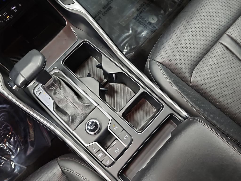 Used 2024 Kia Sorento S image 25