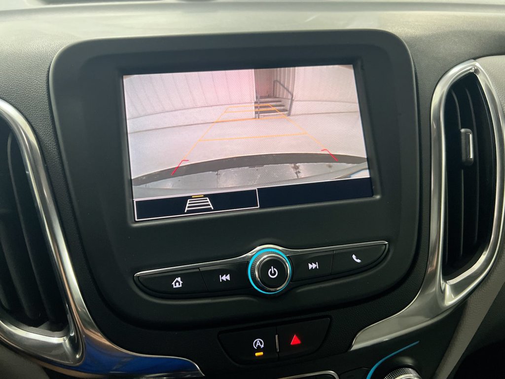 Used 2024 Chevrolet Equinox LS FWD image 15