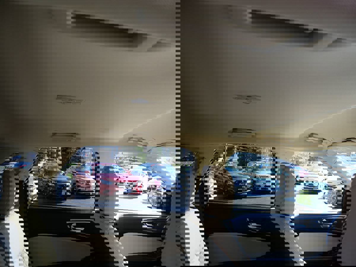 Used 2021 Ford Edge SEL w/ Cargo Accessory Package image 28