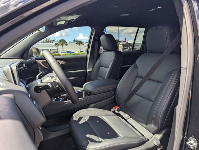 New 2026 Chevrolet Traverse LT w/ Driver Confidence Package FWD image 5