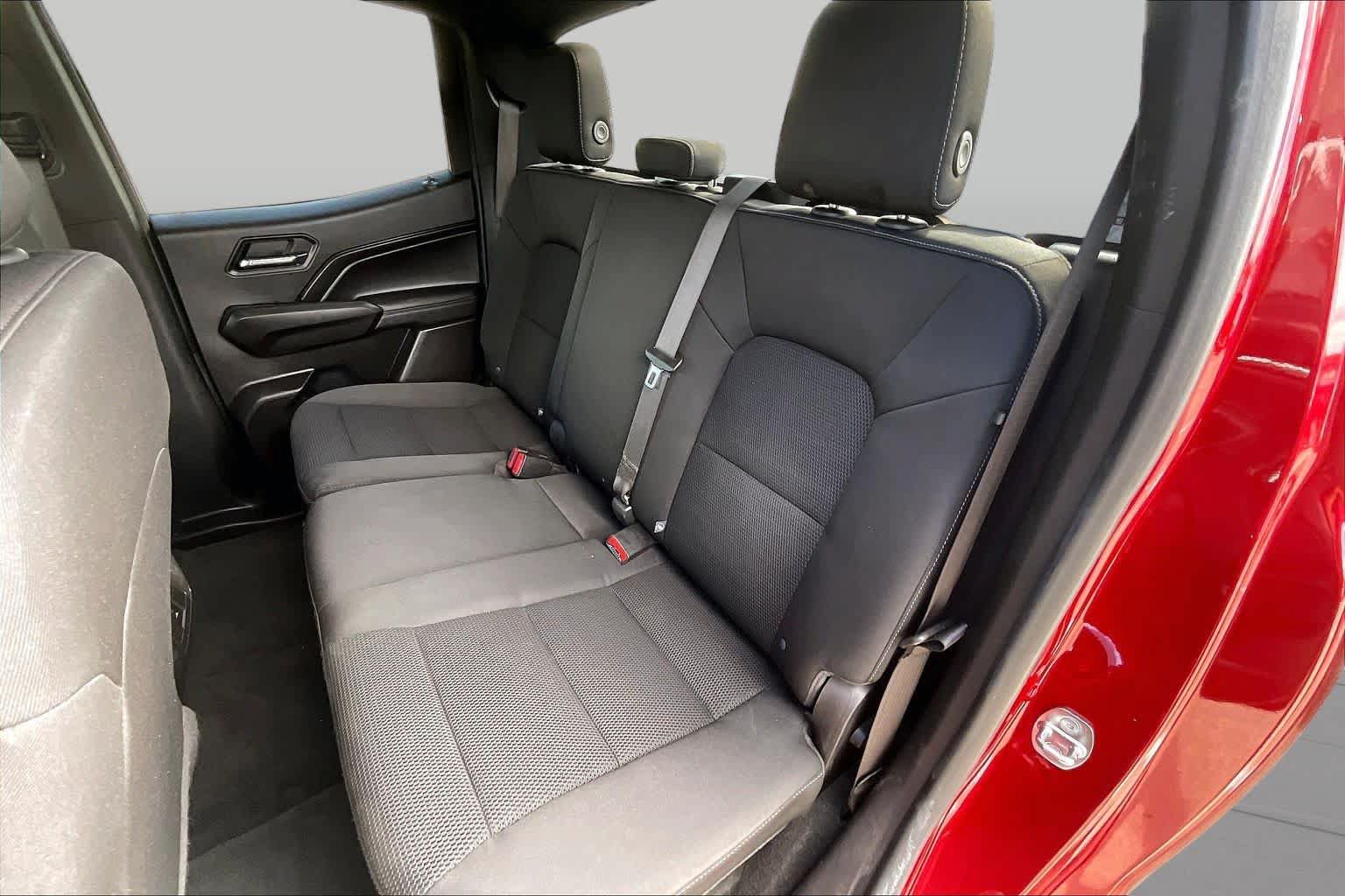 Used 2023 Chevrolet Colorado LT RWD image 17