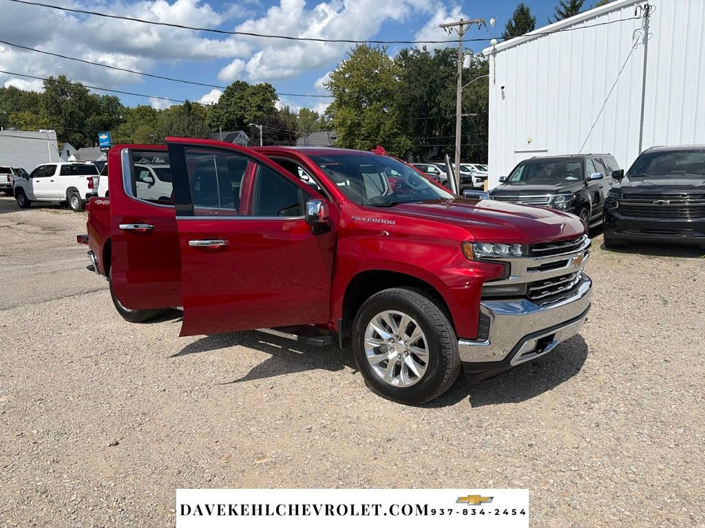 Used 2021 Chevrolet Silverado 1500 LTZ AWD/4WD image 33