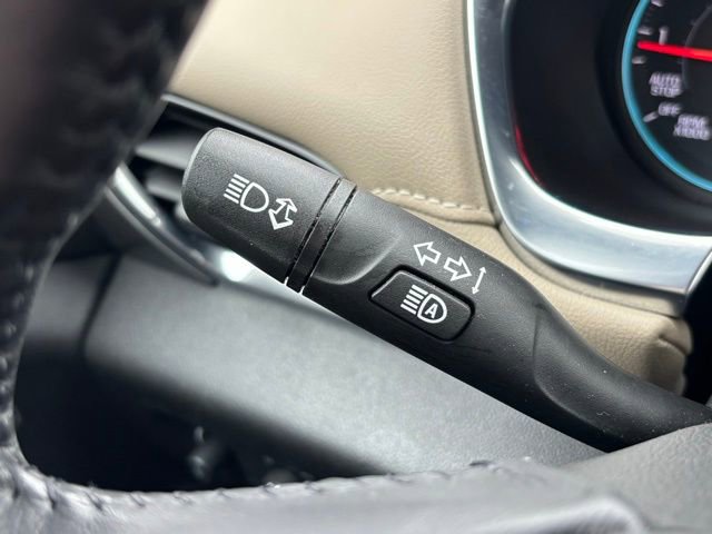 Used 2022 Chevrolet Traverse LT image 21