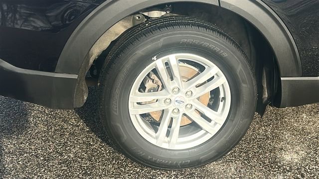 Used 2023 Ford Explorer XLT image 17