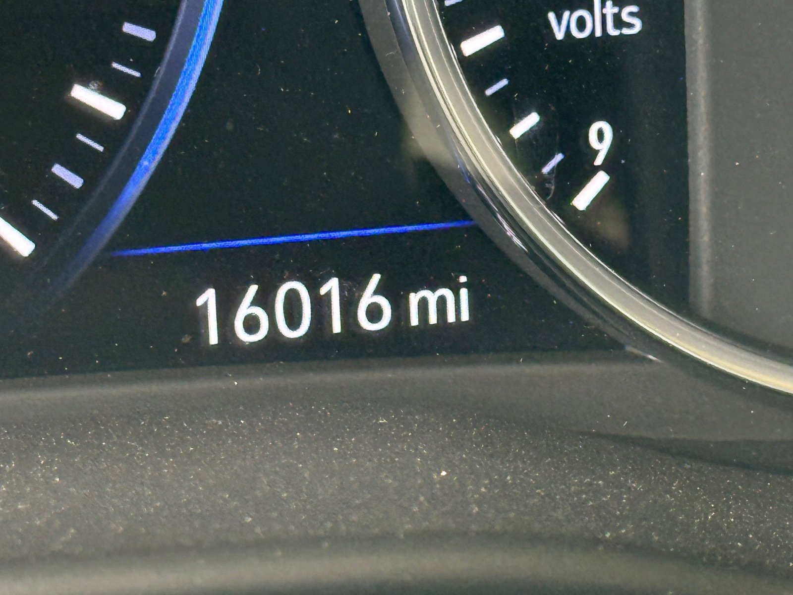 Used 2023 Buick Enclave Avenir w/ Trailering Package, 5000 lbs. FWD image 10