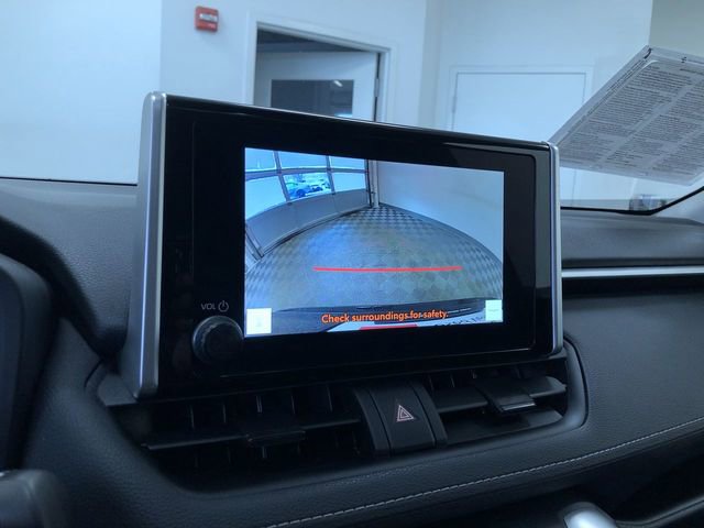 Certified 2025 Toyota RAV4 XLE w/ Convenience Package image 27