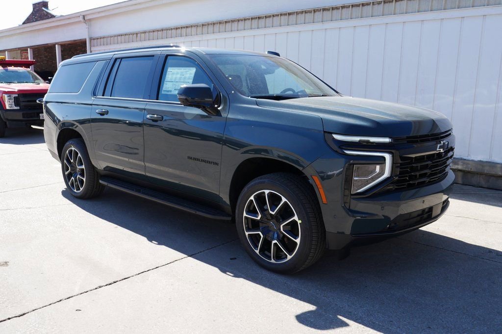 New 2026 Chevrolet Suburban RST w/ Advanced Technology Package image 2