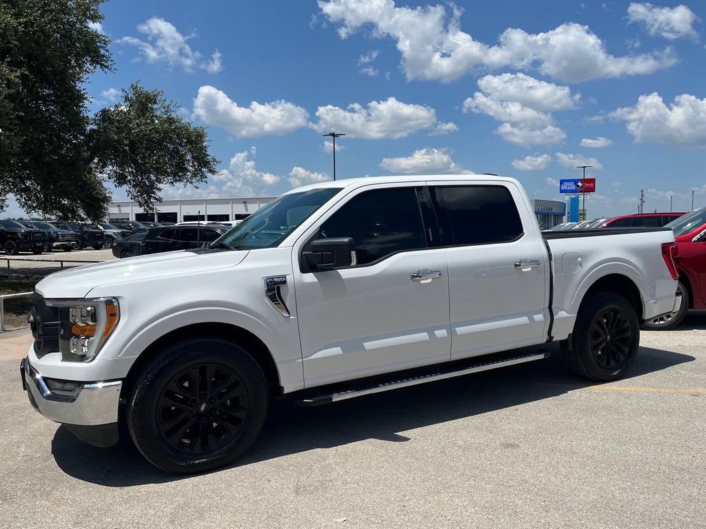 Used 2021 Ford F150 XLT w/ Equipment Group 302A High RWD image 1