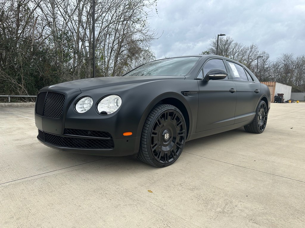 Used 2014 Bentley Flying Spur W12 image 1