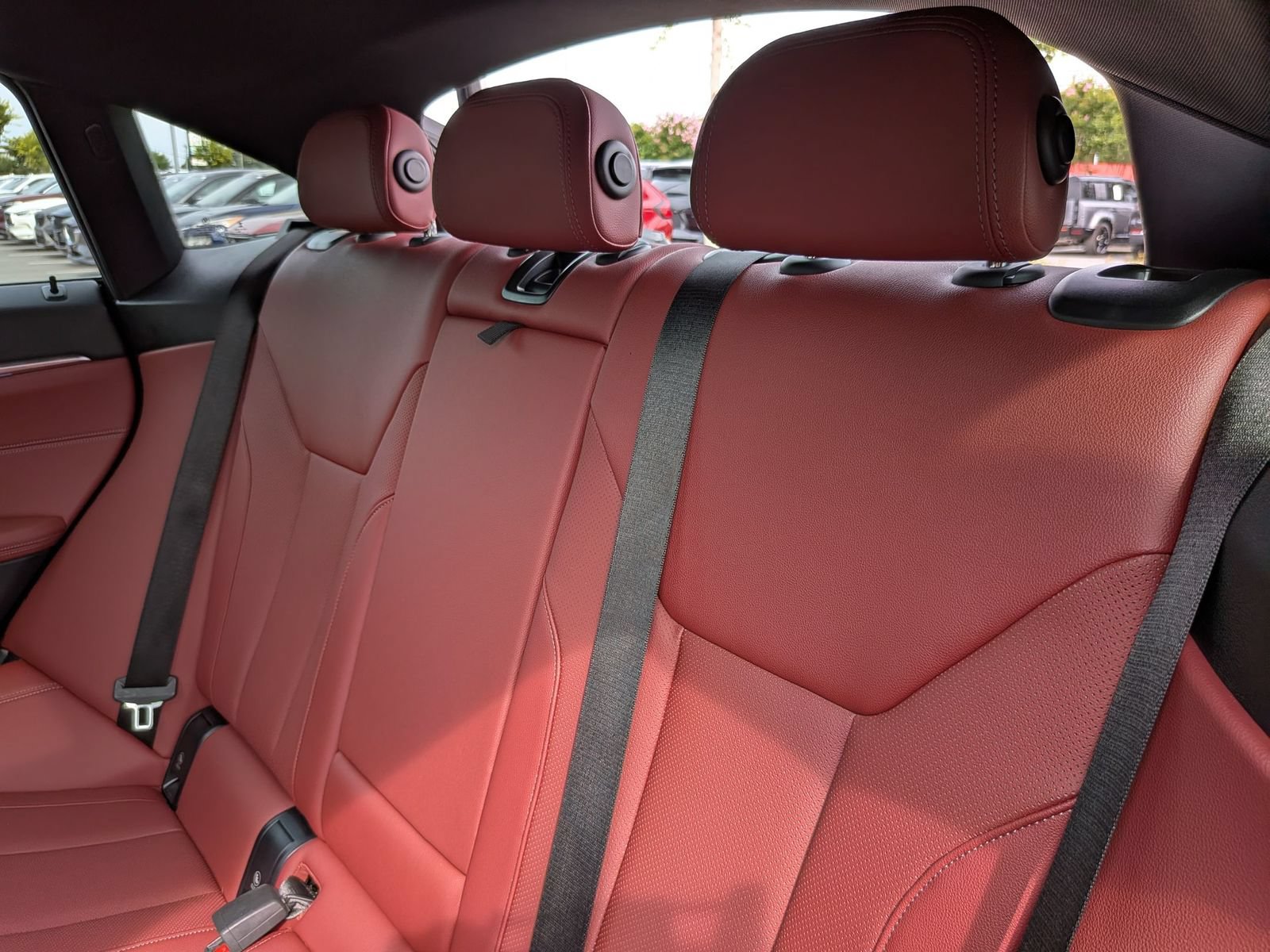 Used 2023 BMW i4 eDrive35 w/ Premium Package RWD image 30