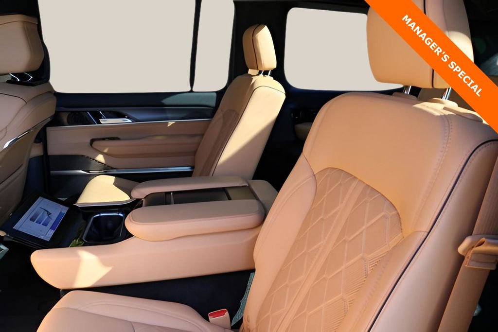 New 2025 Jeep Grand Wagoneer Series III w/ Quick Order Packagew 28T image 16