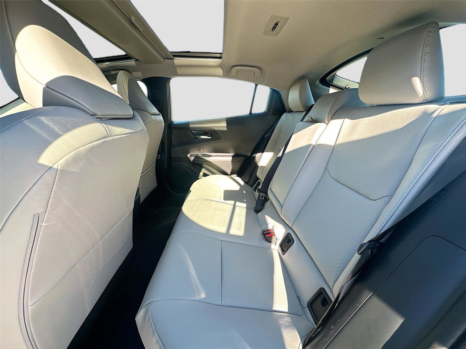 New 2026 Toyota Prius XLE image 24