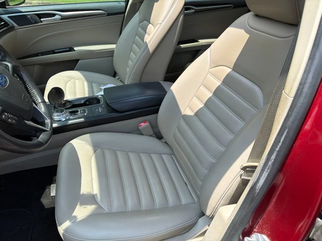 Used 2019 Ford Fusion SEL FWD image 8