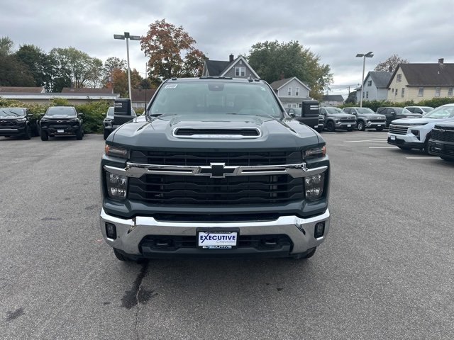New 2026 Chevrolet Silverado 3500 LT image 8