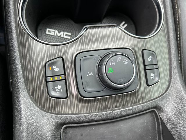 Used 2022 GMC Acadia SLT w/ Elevation Edition image 19