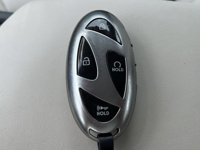 Used 2025 Hyundai Sonata Limited FWD image 33