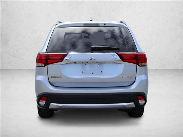 Used 2016 Mitsubishi Outlander SE AWD/4WD image 7