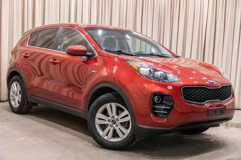 Used 2019 Kia Sportage LX image 2