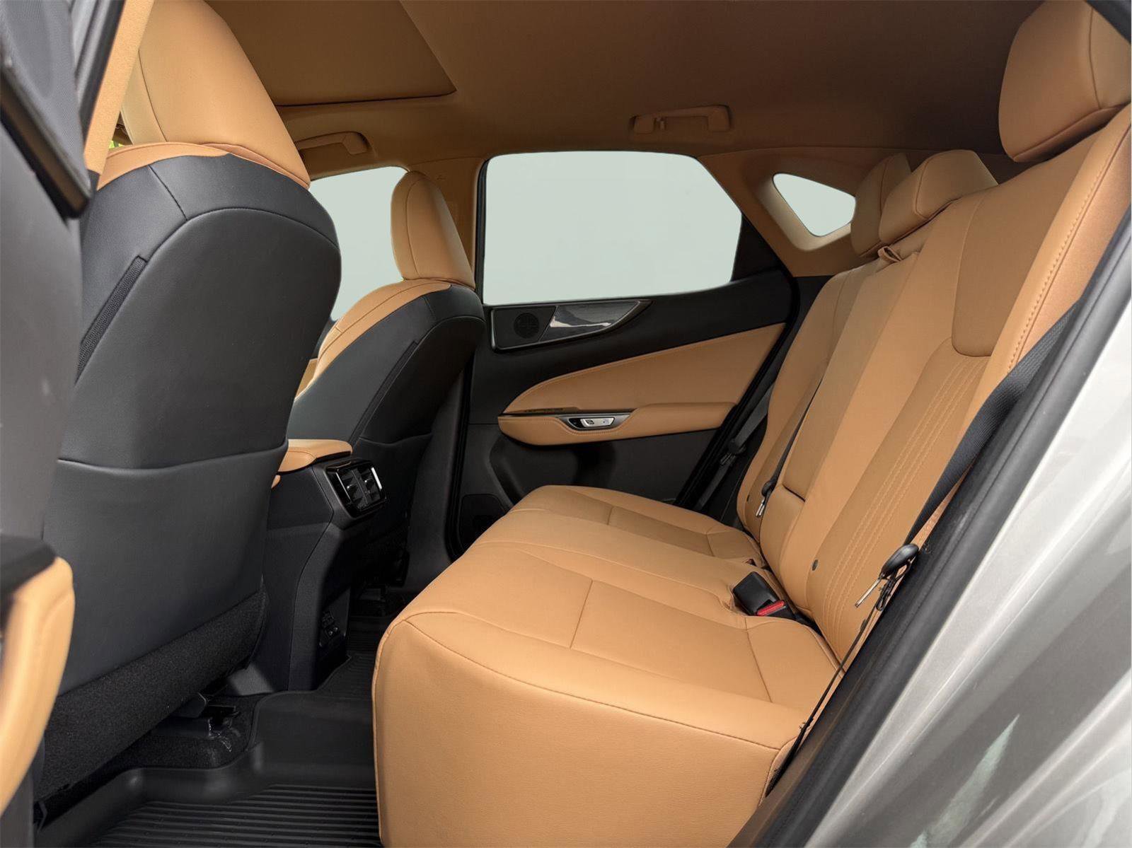 Used 2022 Lexus NX 350 AWD image 21