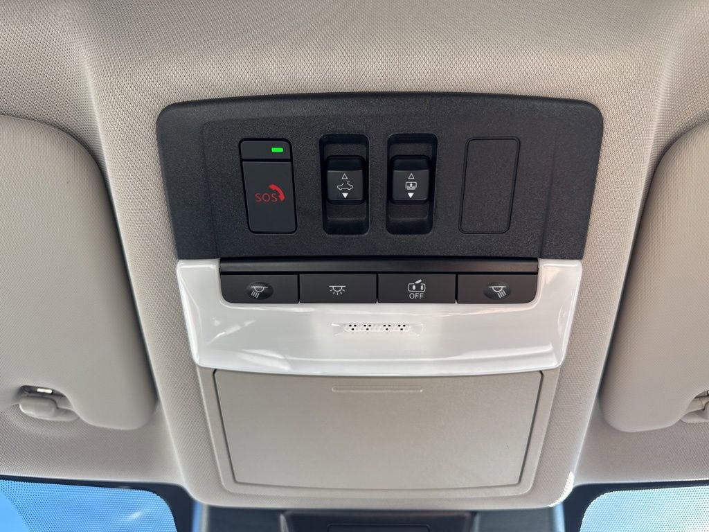 Used 2022 Nissan Rogue SL w/ SL Premium Package image 25