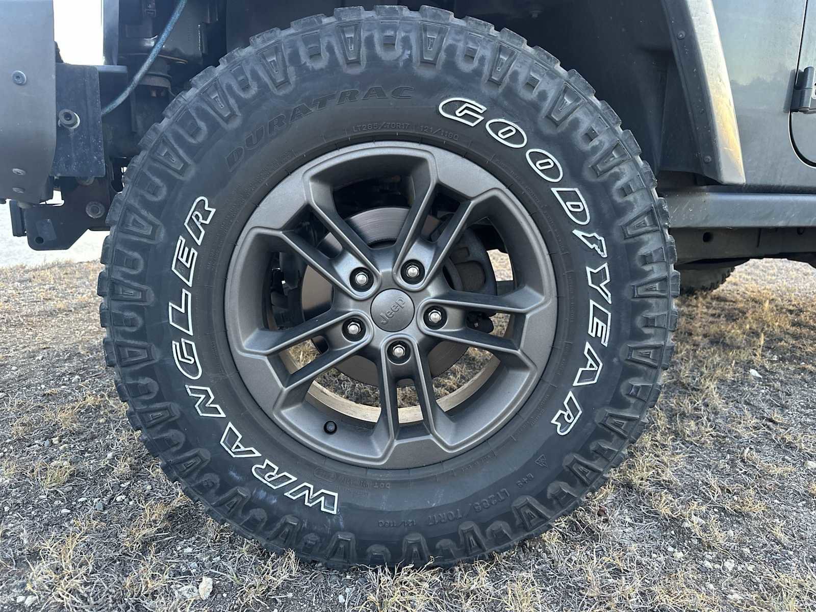 Used 2016 Jeep Wrangler Sahara image 18